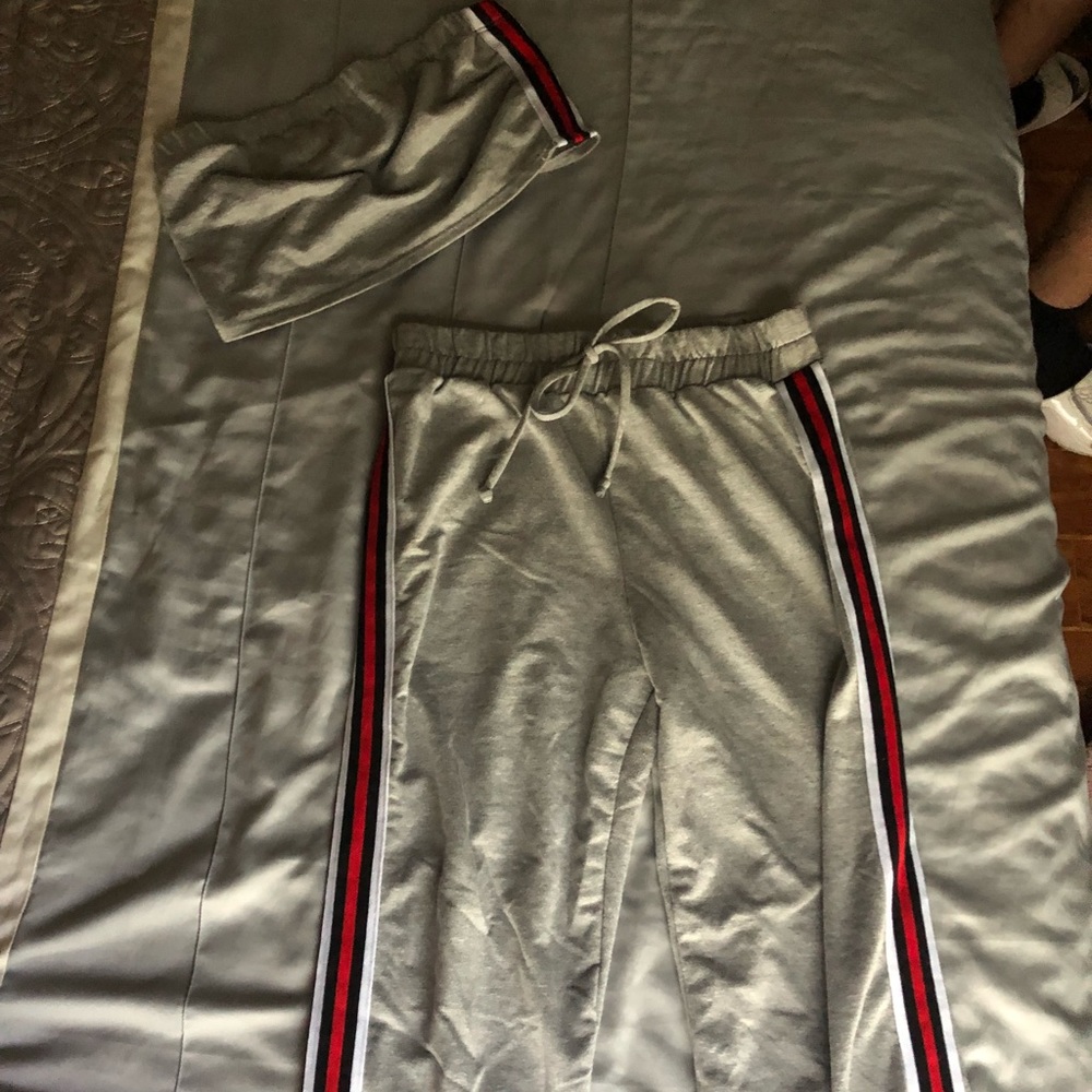 Windsor Track Matching Set